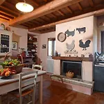 Podere Pomasciano 10, Emma San Venanzo