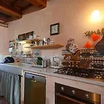 Villa Podere Pomasciano 10, Emma San Venanzo