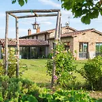 Podere Pomasciano 10, Emma San Venanzo