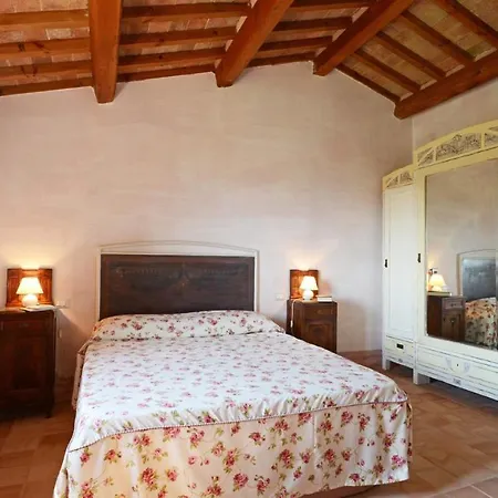 Villa Podere Pomasciano 10, Emma