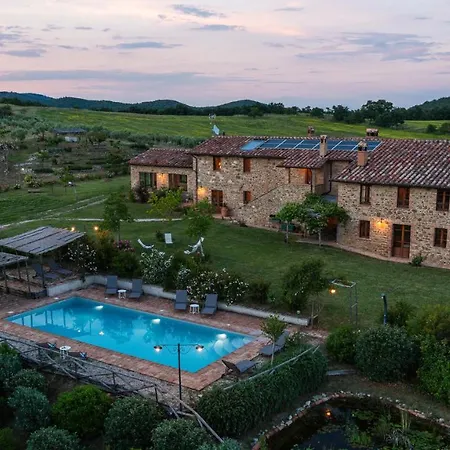 Villa Podere Pomasciano 10, Emma San Venanzo